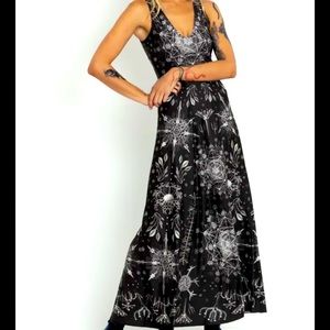 Blackmilk Phaedoria V neck Maxi Dress NWOT